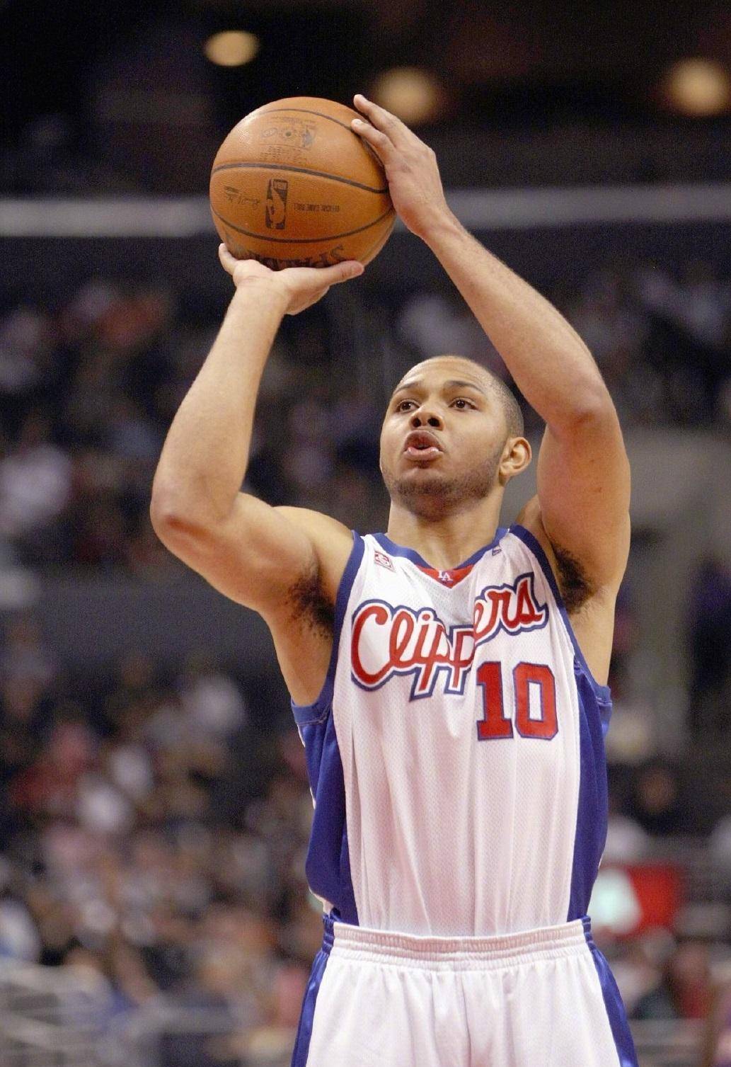 开云-风云突变!洛杉矶快船赛后手感冰凉,法甲版图或变,悬念犹存,阵容厚度经受考验的简单介绍