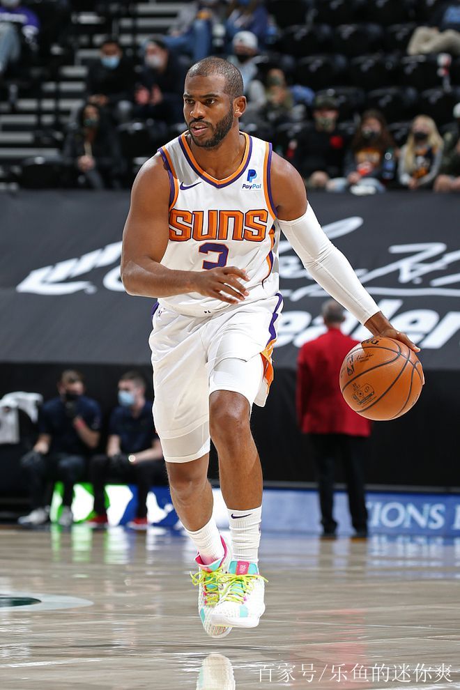 开云官网-菲尼克斯太阳内部会议纪要流出——今晨战术微调,NBA常规赛使命明确,赛程密集仍需轮换(菲尼克斯太阳队最新消息)